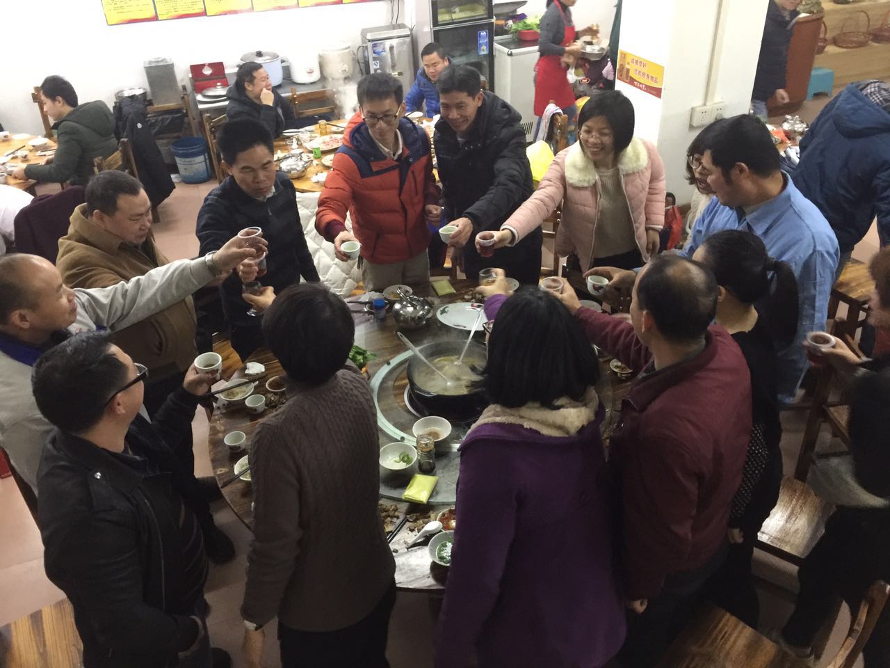 精英齊聚，飛凌萬里——南方鋁業(yè)年終聚餐活動圓滿結(jié)束